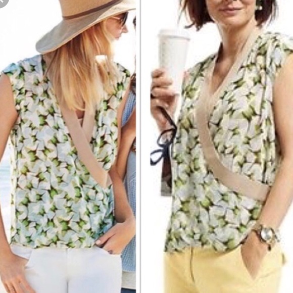 CAbi Tops - Cabi Crossover Butterfly Blouse Hi-Lo Hem Sz S